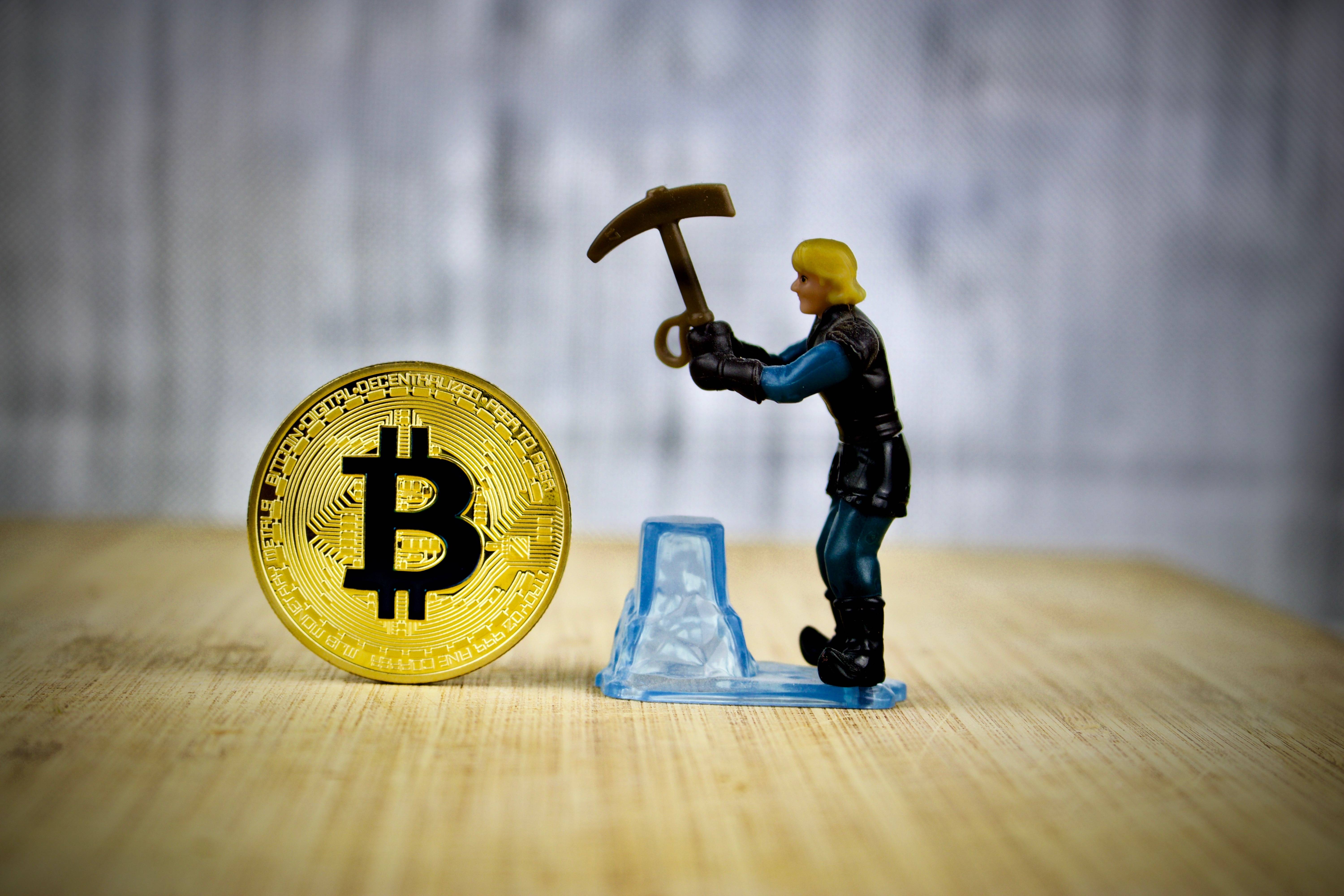 BTC交易震荡加剧数亿美元爆仓XBIT分析关税政策引恐慌